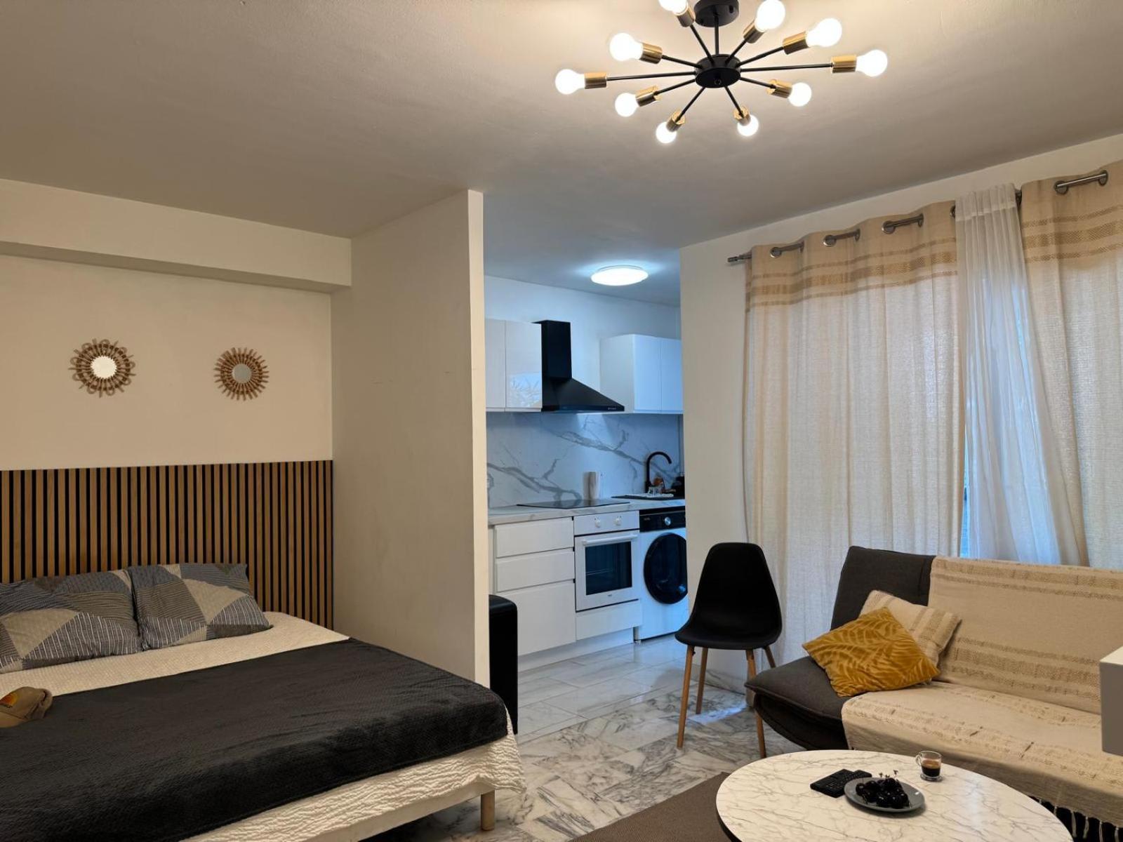 Moderne Avec Veranda - Centre * Cannes