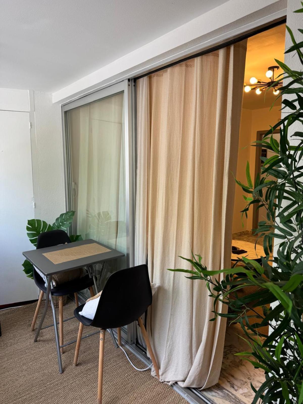 Moderne Avec Veranda - Centre